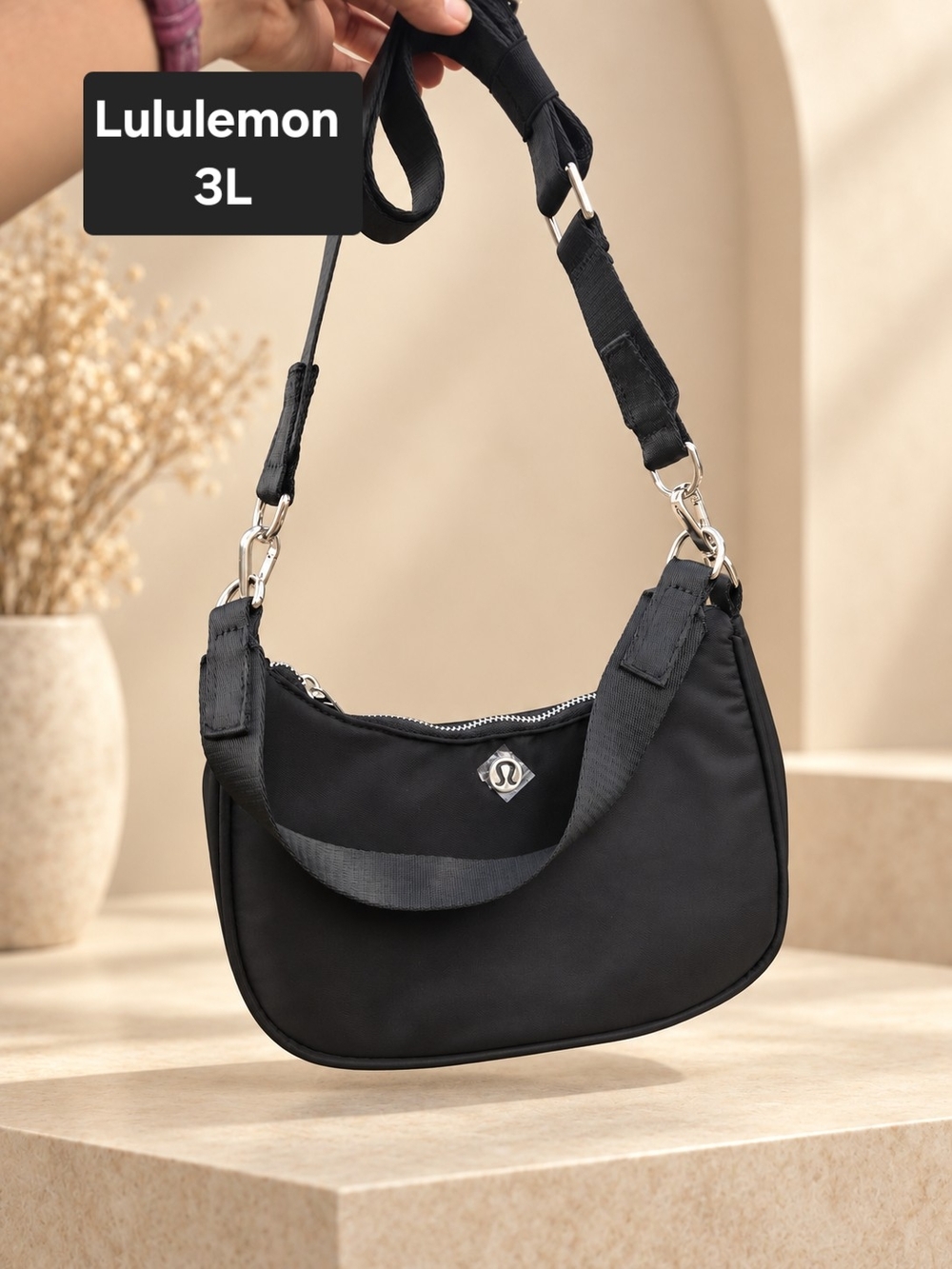 lululemon small City Essential Shoulder Bag 3L